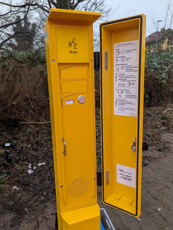 GSM-R_offen_Hochkant