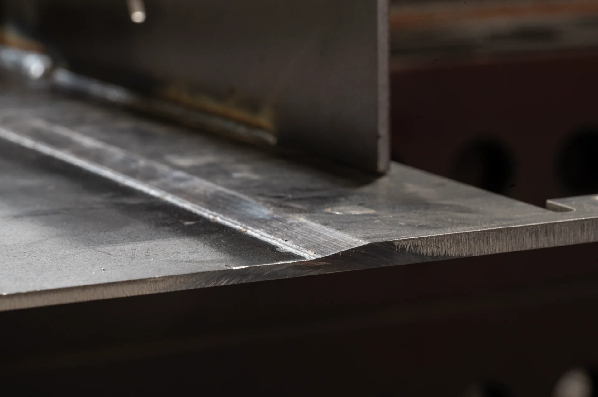 Nahaufnahme Tailored Blank bei Blechverarbeitung Photon
