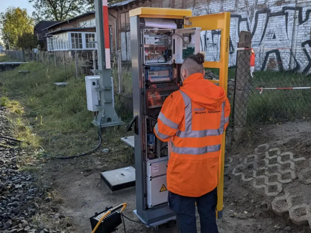 Photon Service-Arbeiten für Bahn-Infrastruktur