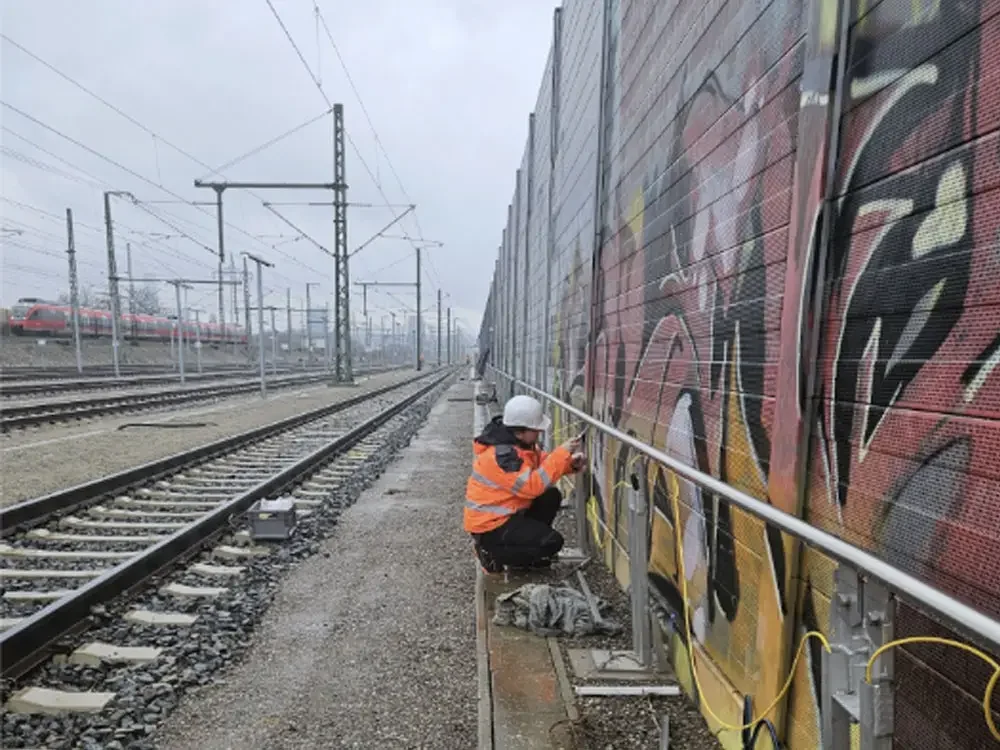 Photon Service-Arbeiten für Bahn-Infrastruktur
