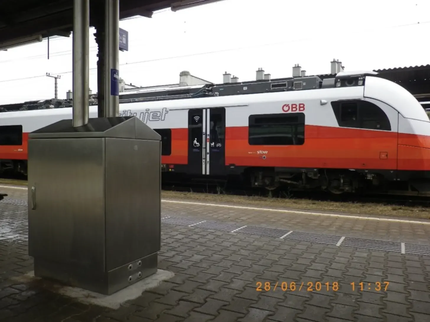 Photon Bahnsteigverteiler für ÖBB