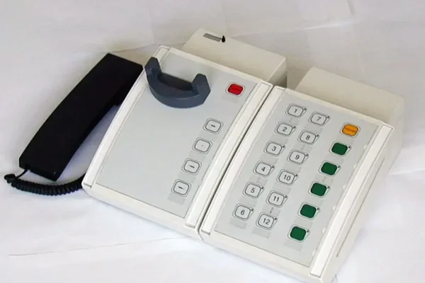 Desktop telephone, Photon